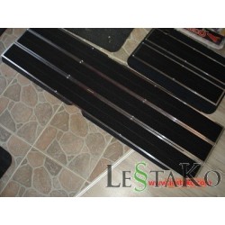 Protizdrsna plošča