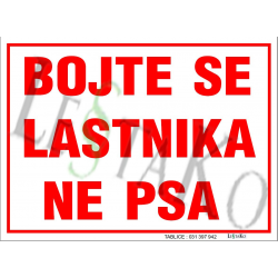 🔴 Tabla z napisom "BOJTE SE...